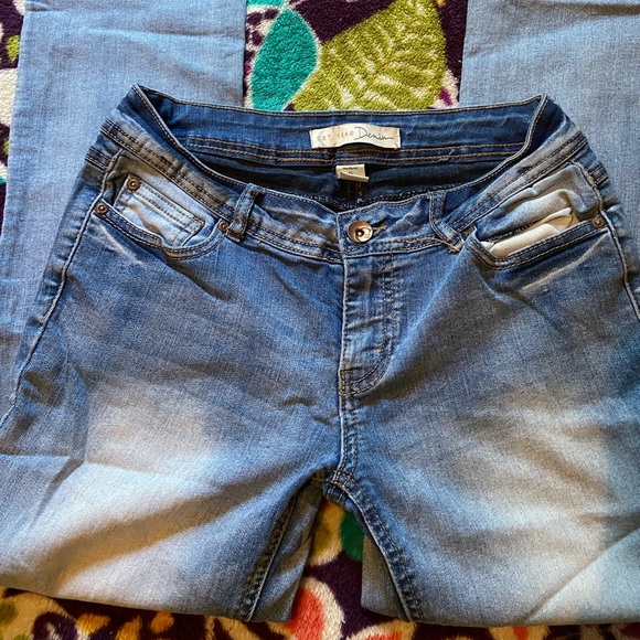 Cato Size 6 Modern Fit Jeans - Picture 2 of 4